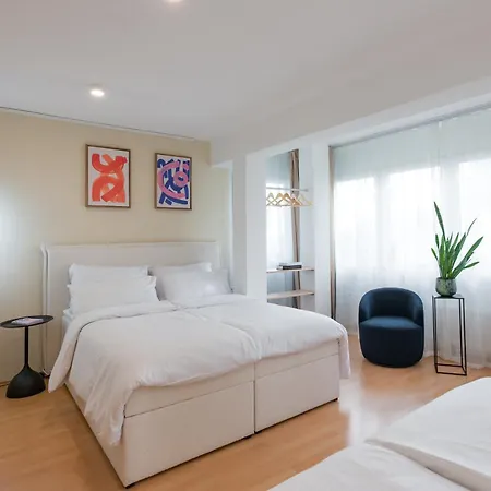 Apartamento Valemi New Premium & Huge, 2bathroom, Supercentral, Freeparking, Up To 8-16 Guests *