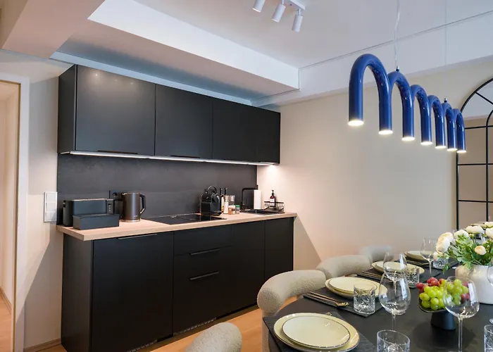 Valemi New Premium & Huge, 2bathroom, Supercentral, Freeparking, Up To 8-16 Guests *