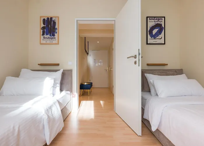 Appartement Valemi New Premium & Huge, 2bathroom, Supercentral, Freeparking, Up To 8-16 Guests *