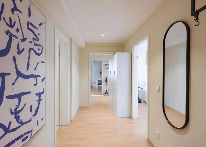 Appartamento Valemi New Premium & Huge, 2bathroom, Supercentral, Freeparking, Up To 8-16 Guests