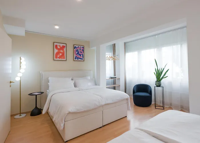 Appartamento Valemi New Premium & Huge, 2bathroom, Supercentral, Freeparking, Up To 8-16 Guests *